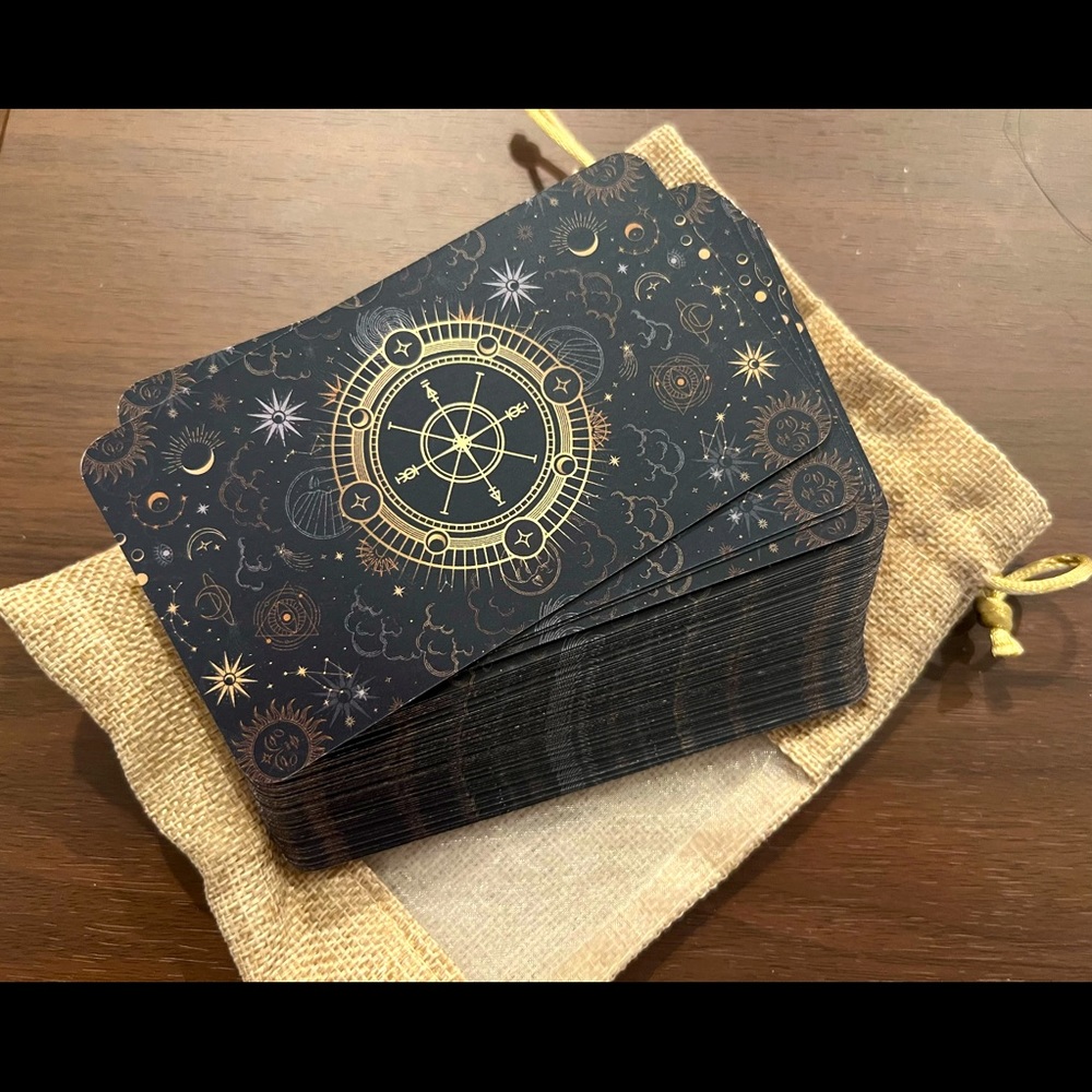 Brand new tarot deck with explanations on the cards